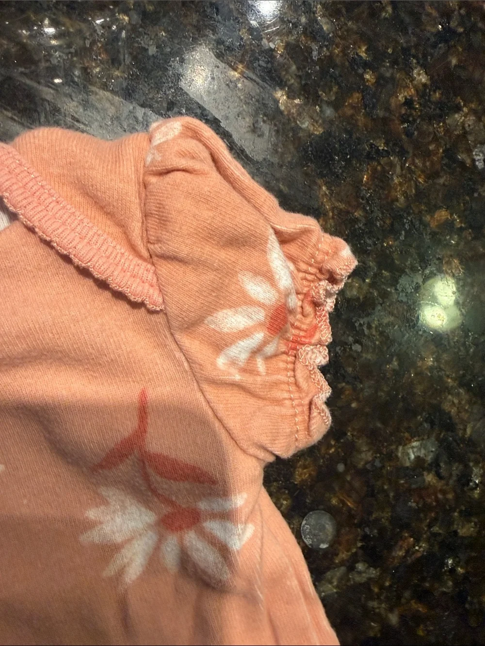 Carter's Peach Floral Short-Sleeve Bodysuit 3 Month Onesie - LIKE NEW